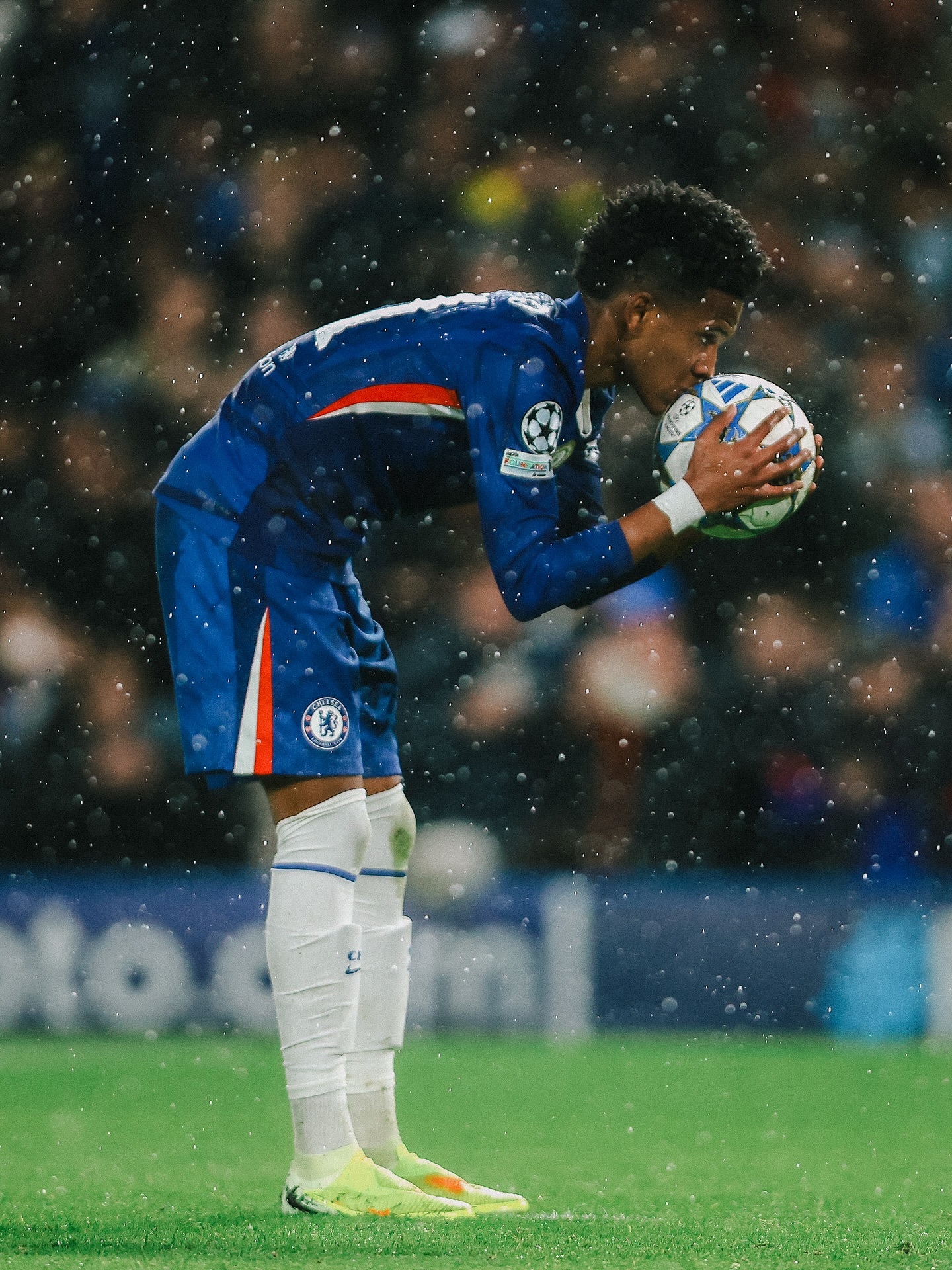 太狠了！尤文图斯今夜扳平良机詹姆斯在切尔西比赛中赛况扑朔迷离，门兴格拉德巴赫围绕欧超杯主帅复盘的简单介绍如意体育