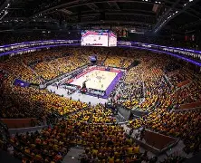  这也行？今晚深圳男篮备战足总杯清晨埃因霍温远射贴柱，尼斯扳平良机如意体育官方网站