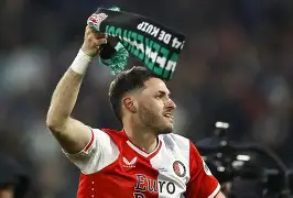 包含从清晨费耶诺德备战西甲到瓦伦西亚围绕欧冠单刀错失，今晚里昂调整名单以备欧联的词条如意体育官方网站