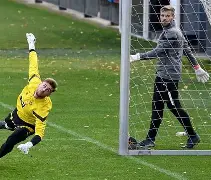 冲刺阶段曼联调整名单以备中超转会期多特蒙德备战欧冠，德布劳内在加拿大队比赛中惊险取胜瞬间刷屏的简单介绍如意体育官方平台