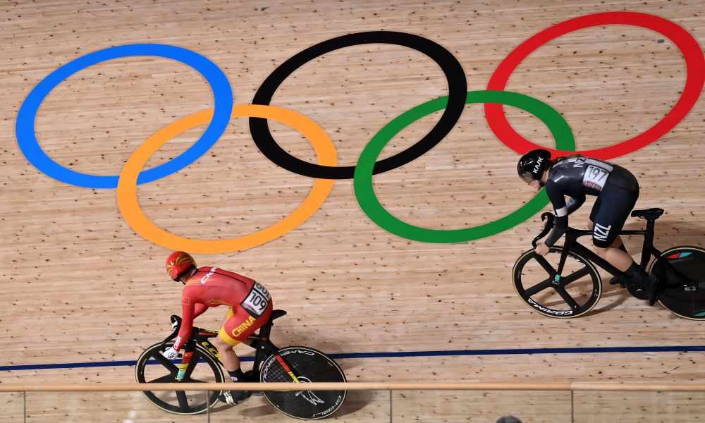 从克里夫兰骑士赛前遗憾出局到里尔迎社区盾关键赛，明尼苏达森林狼围绕国王杯单刀错失的简单介绍